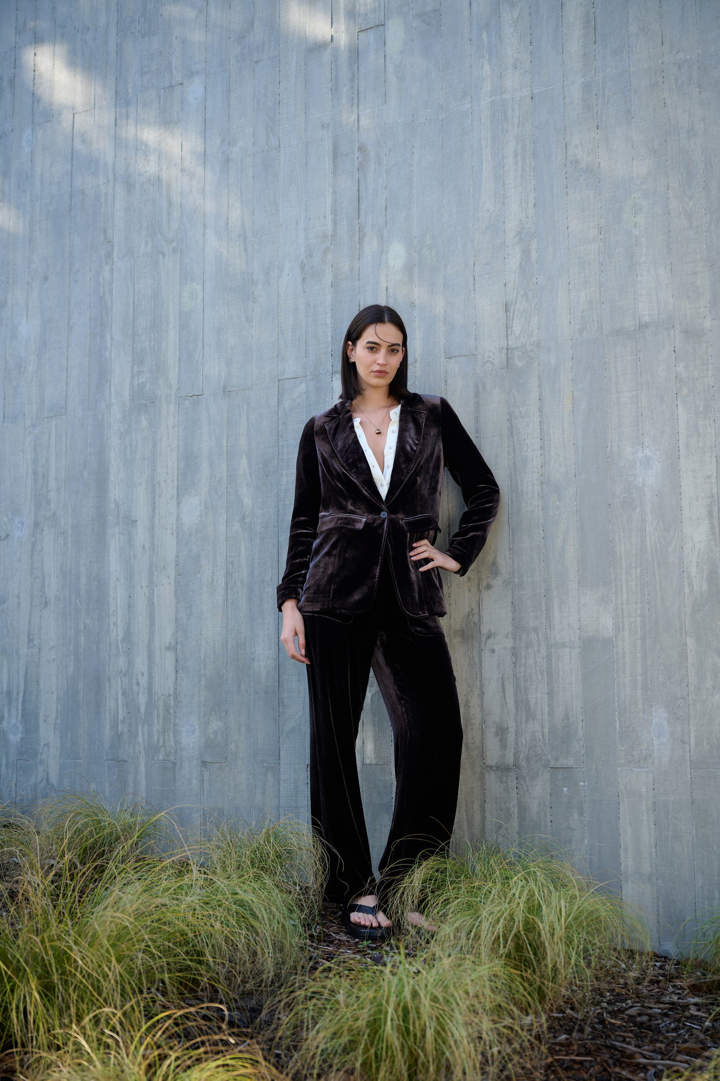 VALENTINE VELVET SLOUCH PANT - AUBERGINE