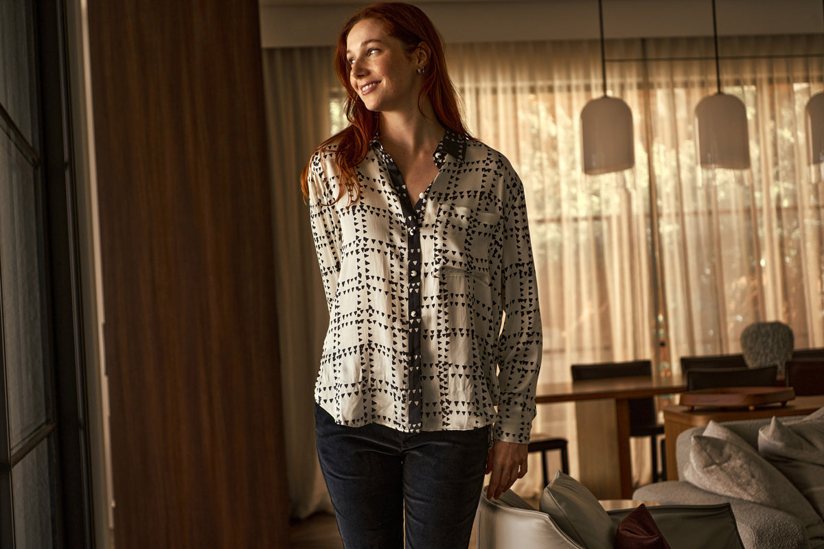 LOTTIE SILK SLOUCH SHIRT -  Ebony