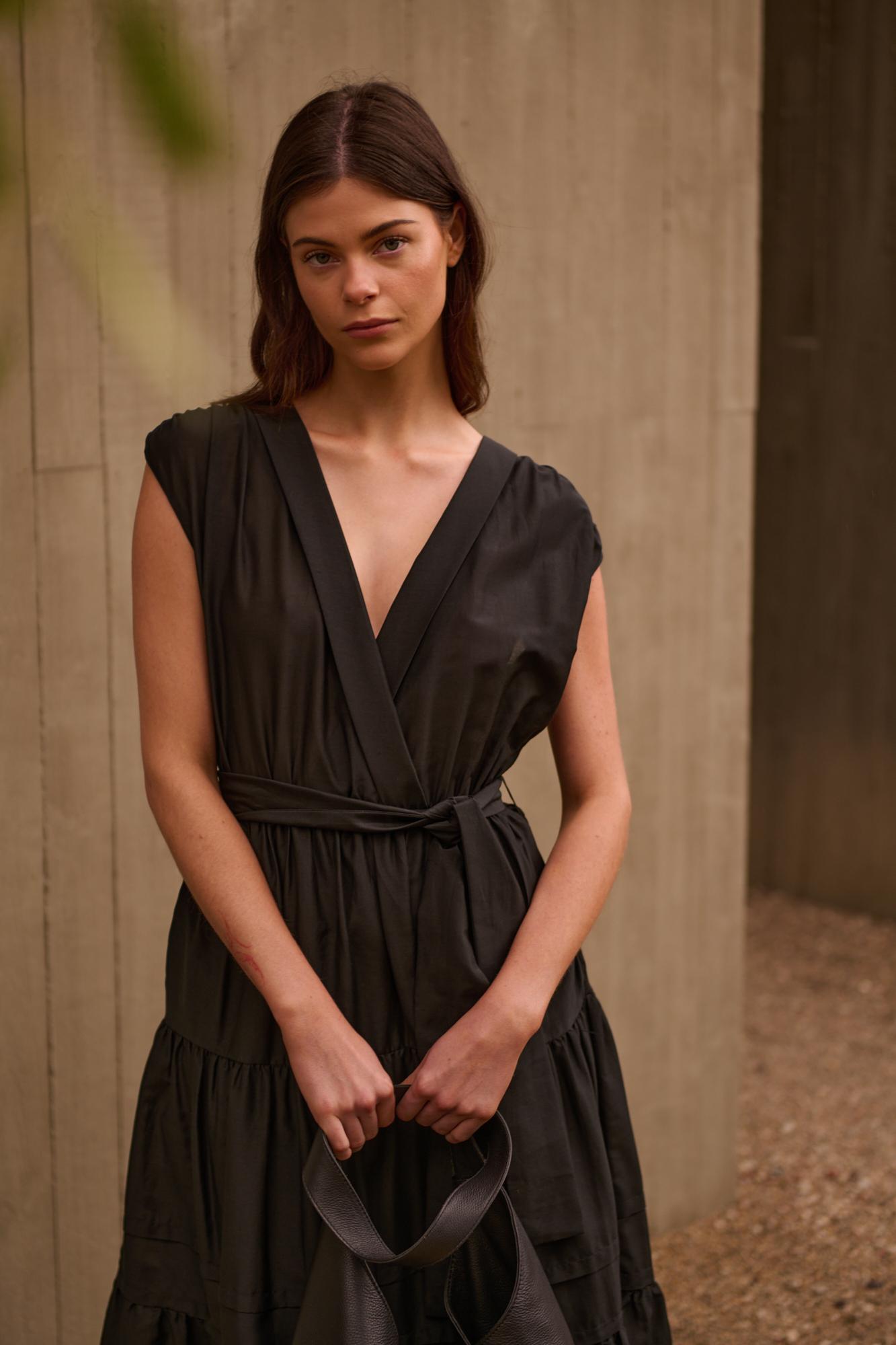 RILEY V NECK DRESS Navy