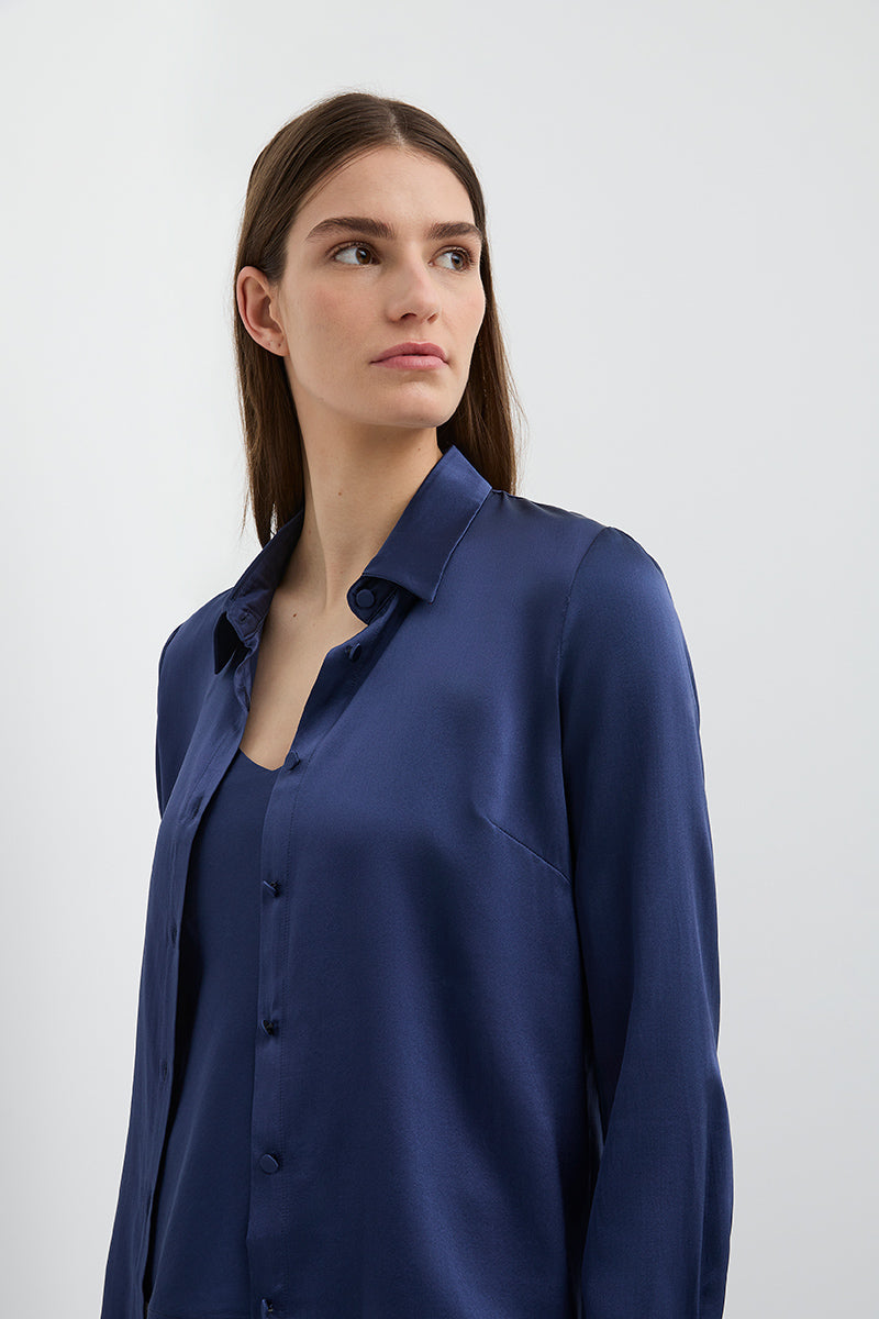 LIGHTNESS OF BEING SILK CLASSIC SHIRT MIDNIGHT
