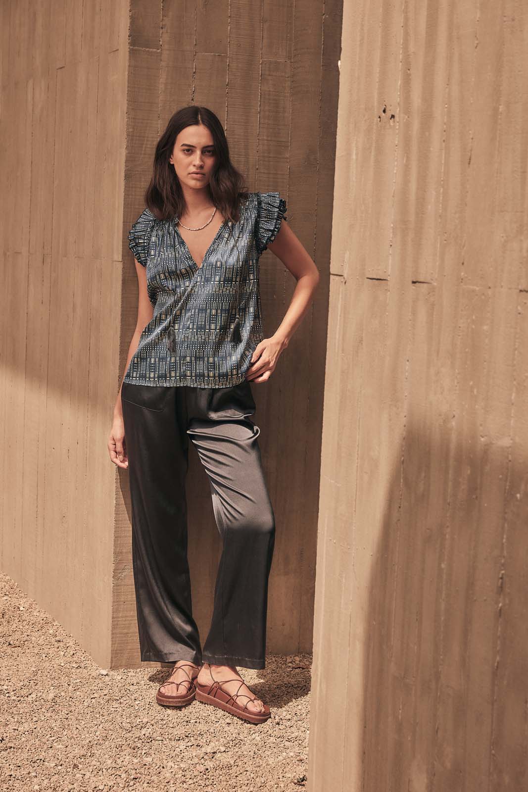 LIGHTNESS OF BEING SILK SLOUCH PANT- Navy