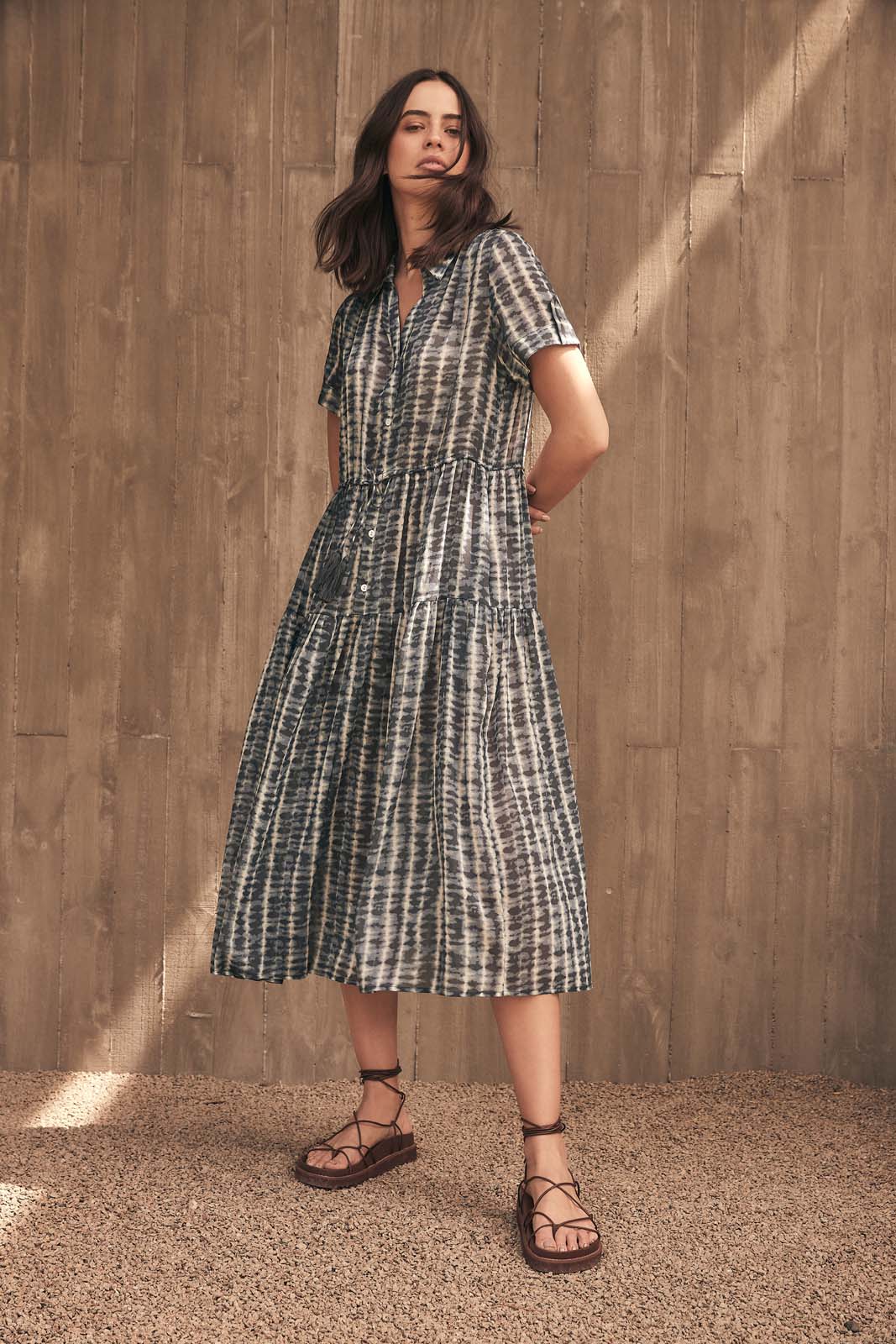 MOONLIGHT WAVE BUTTON FRONT DRESS- Navy print