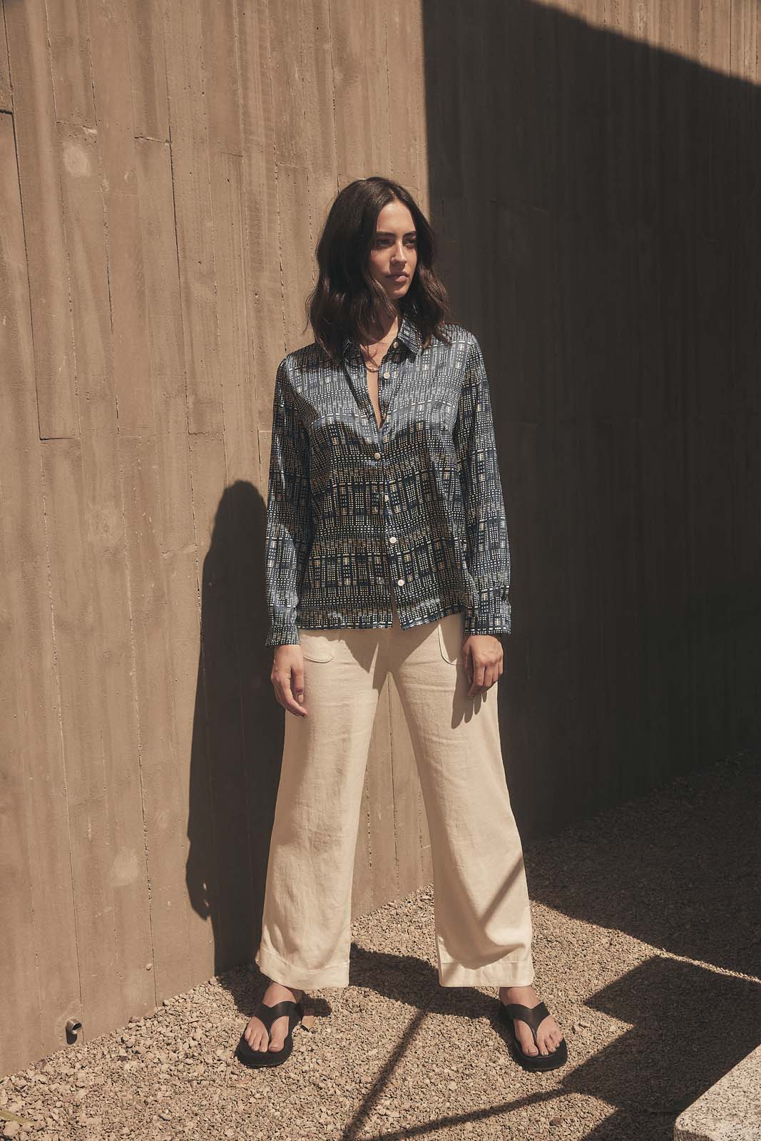 LIGHTNESS OF BEING CLASSIC SILK SHIRT- Shibori Navy
