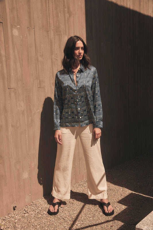 LIGHTNESS OF BEING CLASSIC SILK SHIRT- Shibori Navy