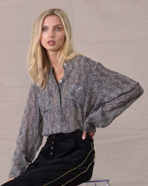 CLASSIC PRINT SHIRT