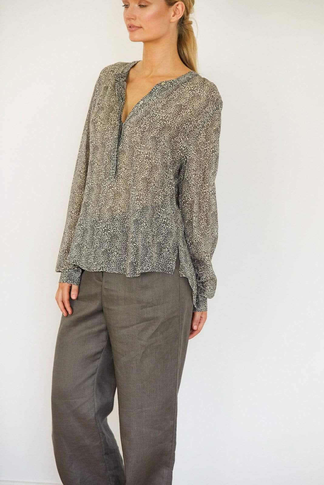 Caravan + Co Tops CLASSIC LEOPARD PRINT SHIRT